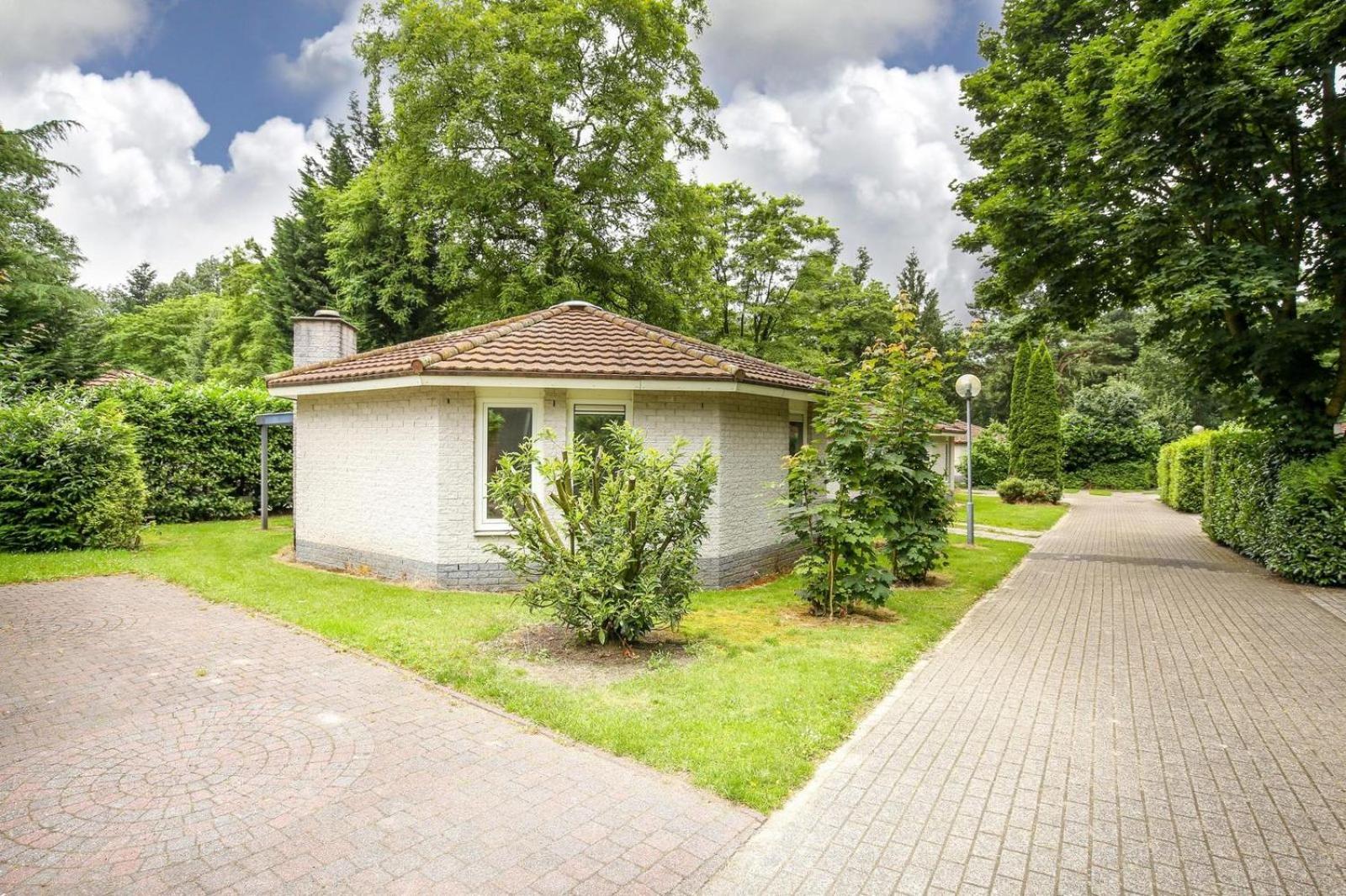 Bungalowpark Het Verscholen Dorp ฮาร์เดอร์วิก ภายนอก รูปภาพ